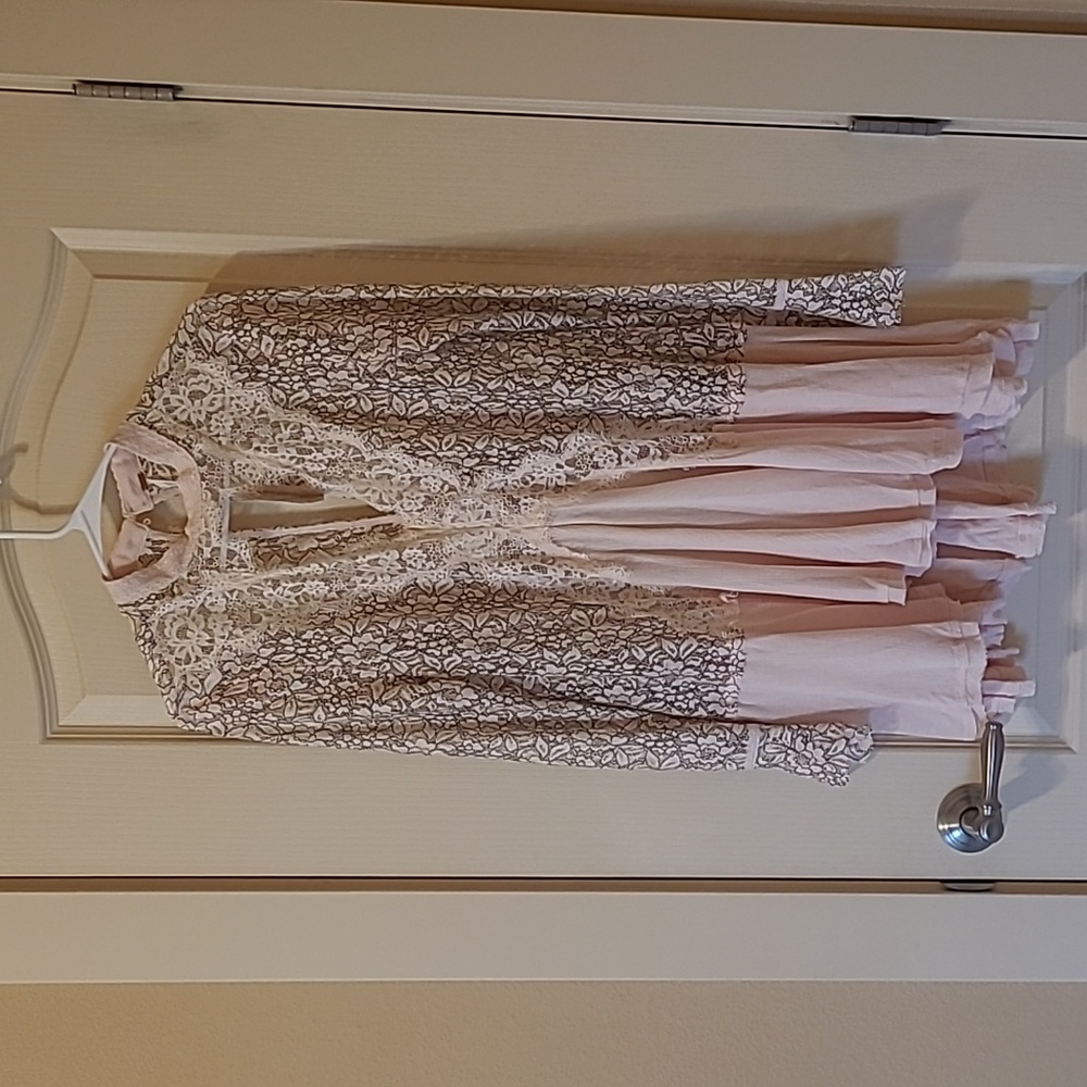 Free People size M beautiful dress. NWT.